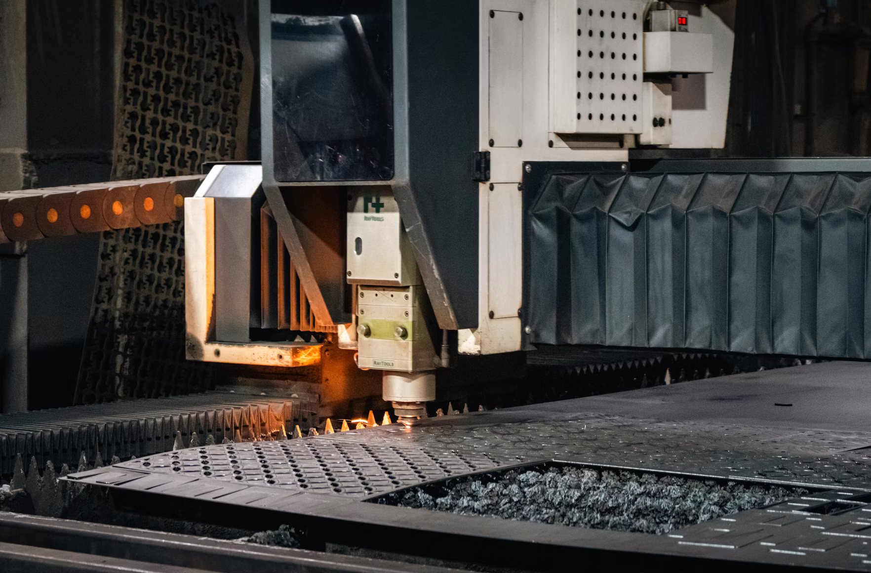Industrial automation equipment and manufacturing technology